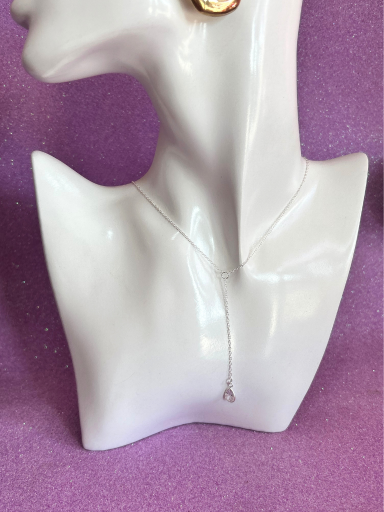 Collar cascada circón gota