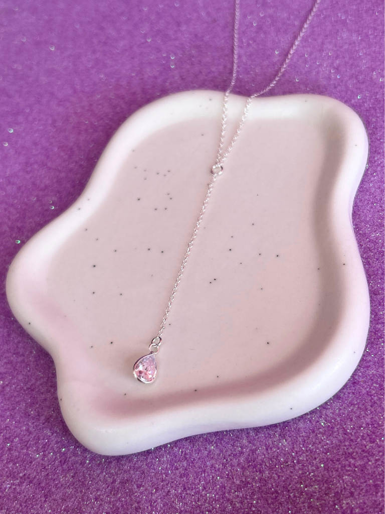 Collar cascada circón gota